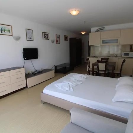 Menada Sunny Plaza Διαμέρισμα Σάνι Μπιτς