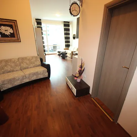 Apartment Menada Sunny Plaza *