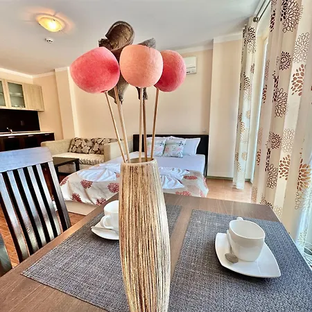 Menada Sunny Plaza Slantschew brjag