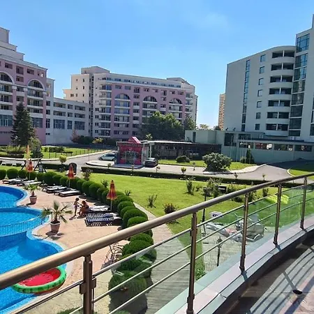 Menada Sunny Plaza Διαμέρισμα *