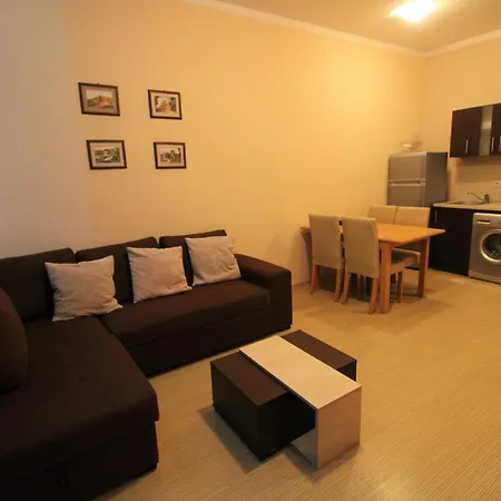 Menada Sunny Plaza * Slăntjev Brjag