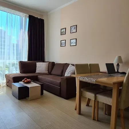 Menada Sunny Plaza Lägenhet *