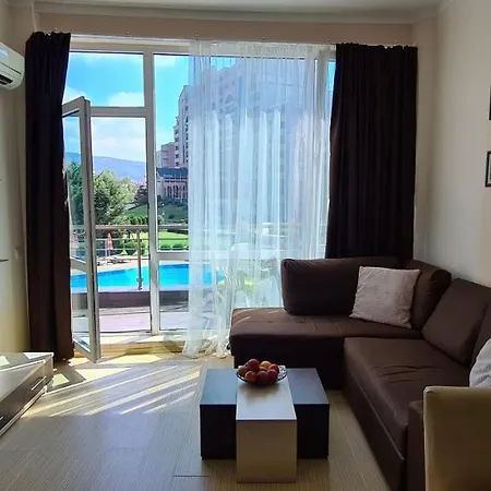 Menada Sunny Plaza * Slăntjev Brjag