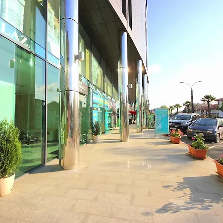 Menada Sunny Plaza Lägenhet *