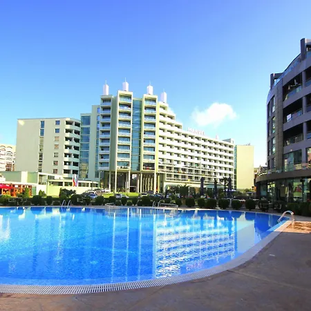 Menada Sunny Plaza Lägenhet *